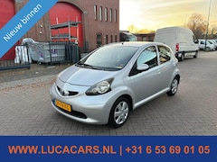 Toyota Aygo - 1.0-12V +