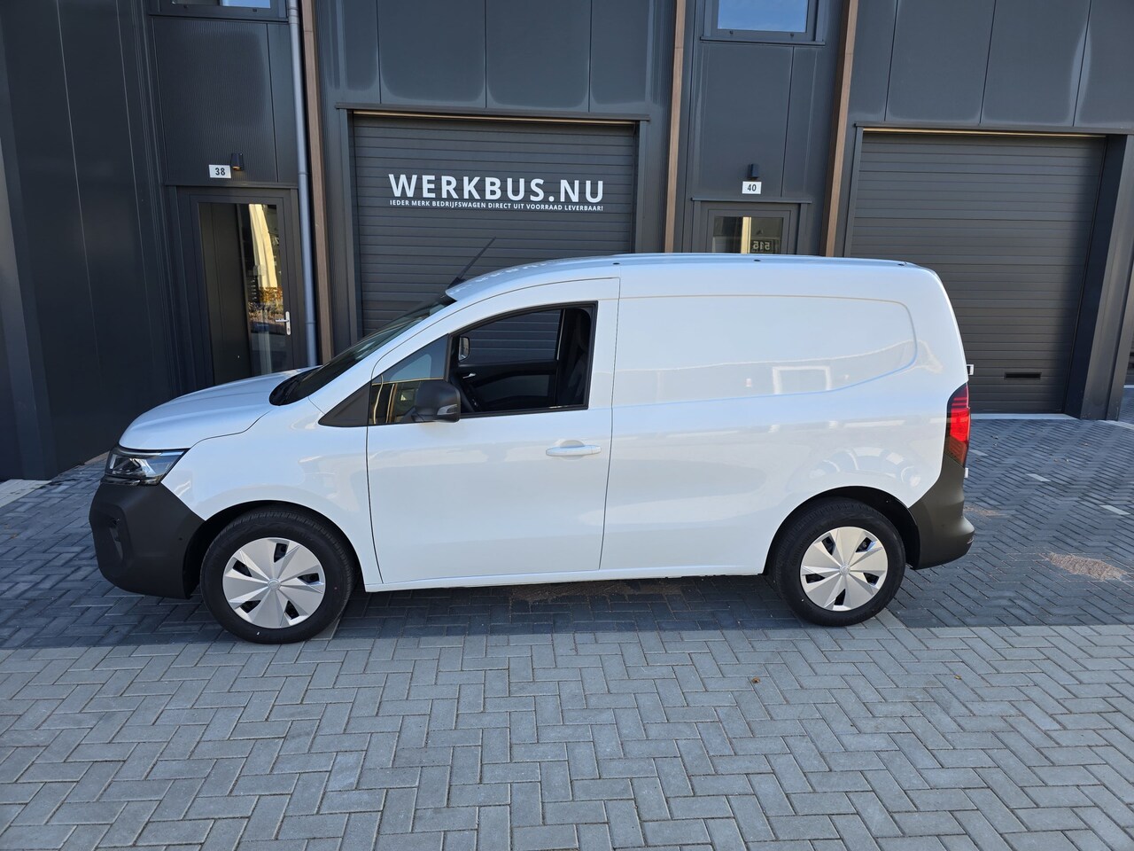 Nissan Townstar - N-Connecta L1 45 kWh SEBA Subsidie van Toepassing! 5 x beschikbaar! - AutoWereld.nl