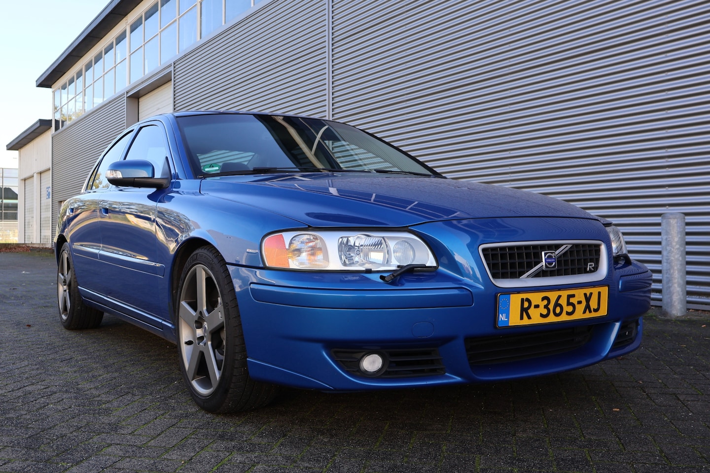 Volvo S60 - 2.5 R Sonic Blue Volvo S60R facelift  - zeldzaam - AutoWereld.nl