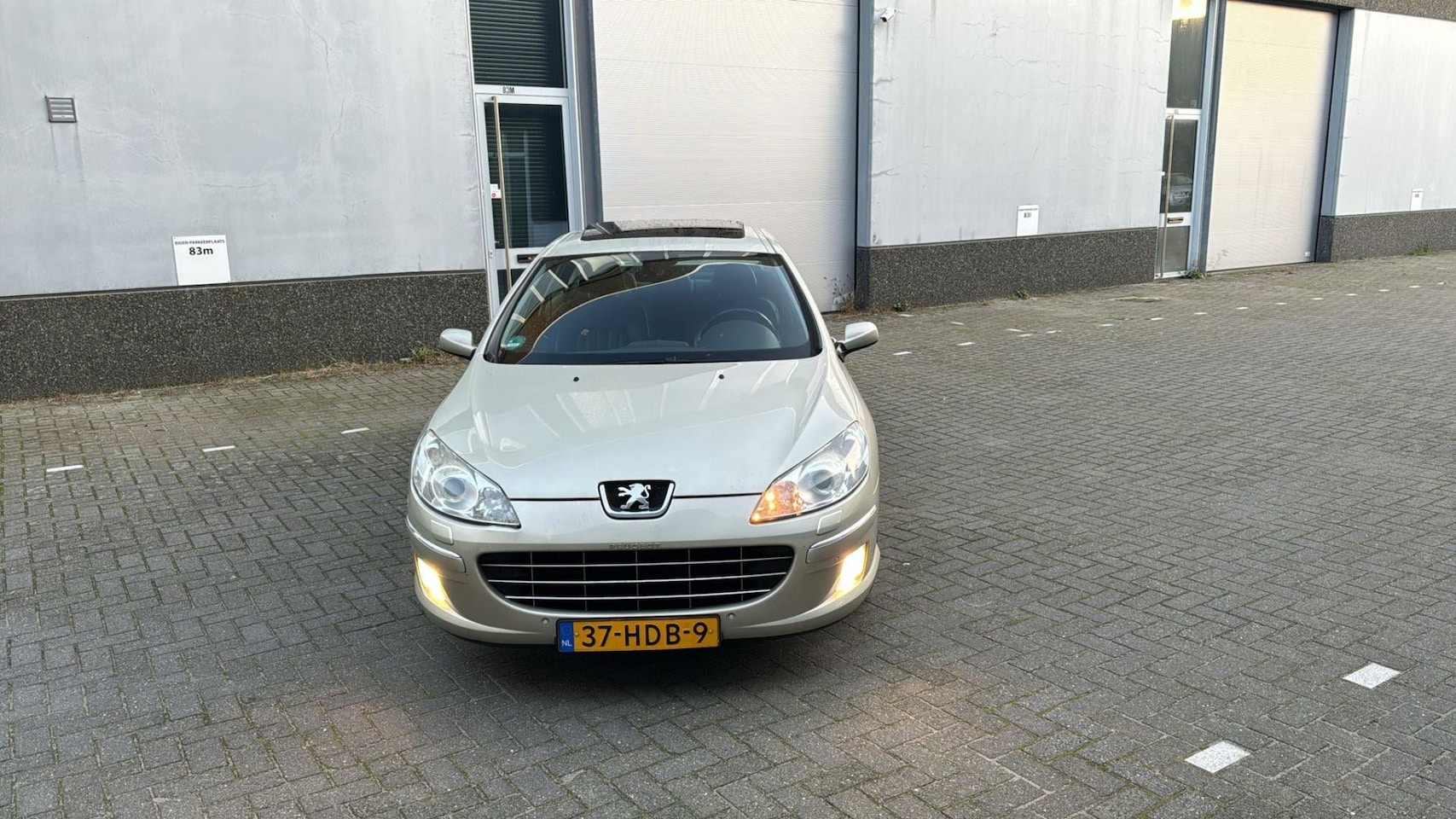 Peugeot 407 - 2.2 GT 201.000 NAP AUTOMAAT AIRCO SCHUIFDAK BEIGE 2008 - AutoWereld.nl