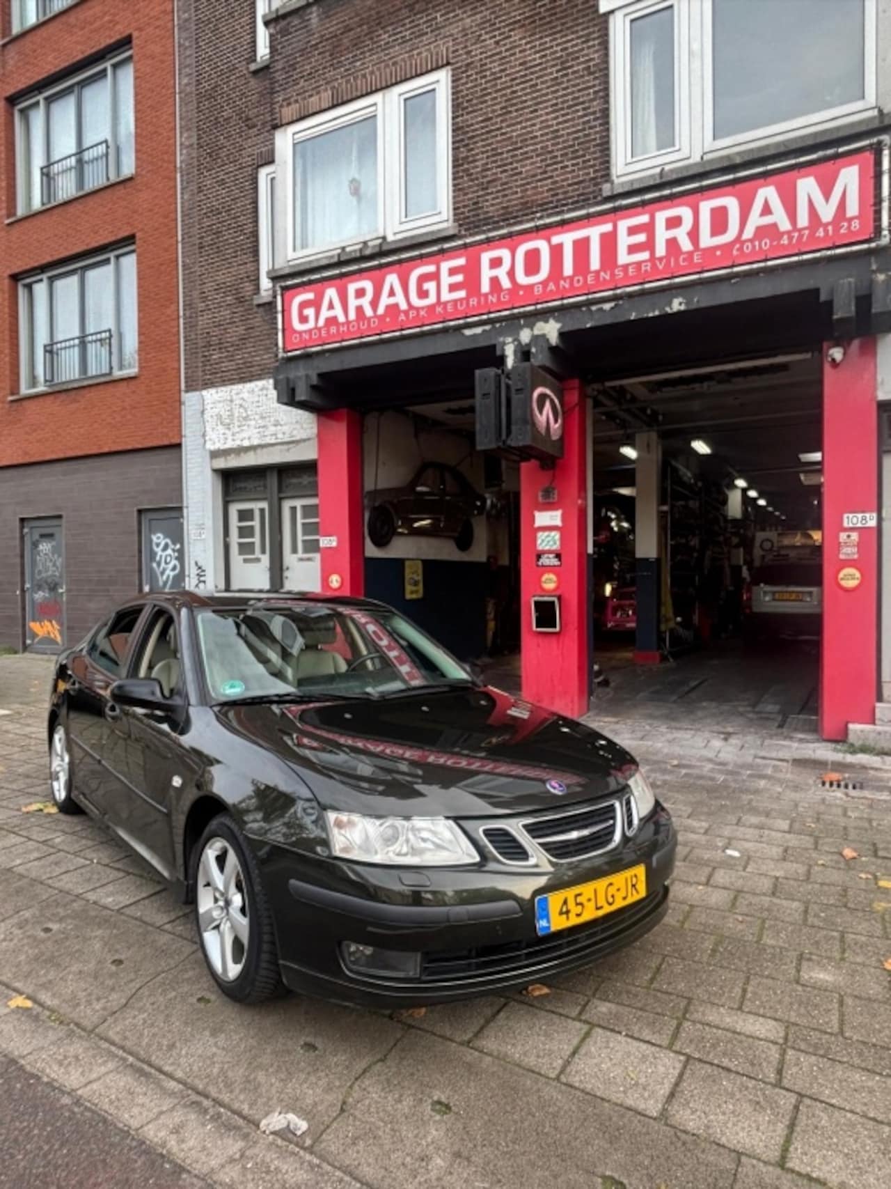 Saab 9-3 Sport Sedan - 2.0 T Vector 2.0t Vector - AutoWereld.nl