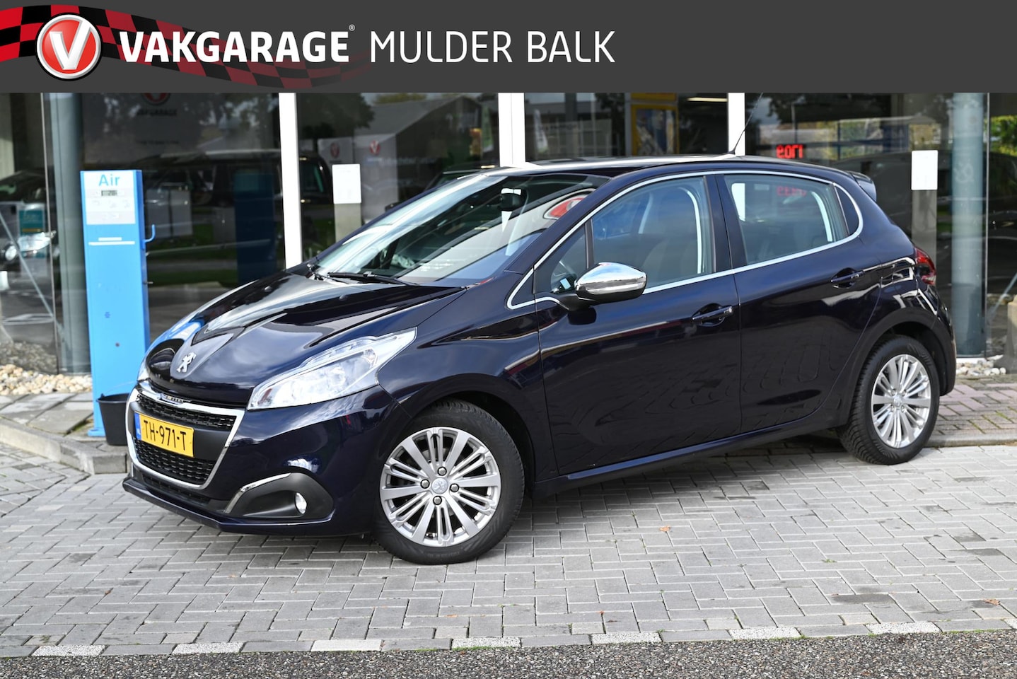 Peugeot 208 - 1.2 PureTech Blue Lease Allure 1.2 PureTech Blue Lease Allure - AutoWereld.nl