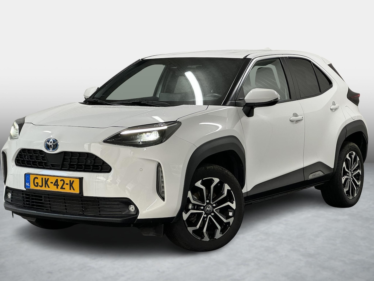 Toyota Yaris Cross - 1.5 Hybrid 115 First Edition Stoel Stuurverwarming - AutoWereld.nl