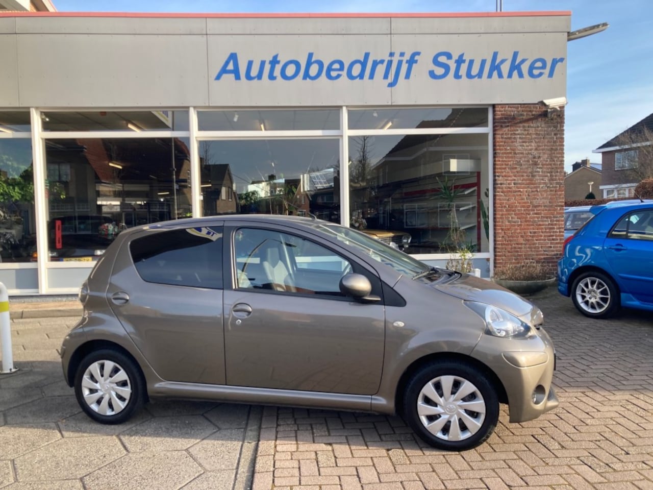 Toyota Aygo - 1.0 Aspiration 5 Drs. Airco - AutoWereld.nl