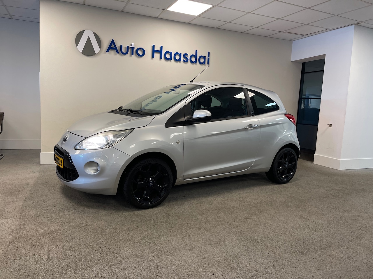 Ford Ka - 1.2 METAL|UNIEK INTERIEUR|NIEUWE DISTRIBUTIE|AIRCO|16" - AutoWereld.nl