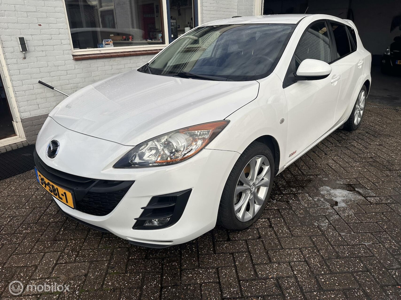 Mazda 3 - 2.2 CiTD GT-M Line 2.2 CiTD GT-M Line 150 PK - AutoWereld.nl