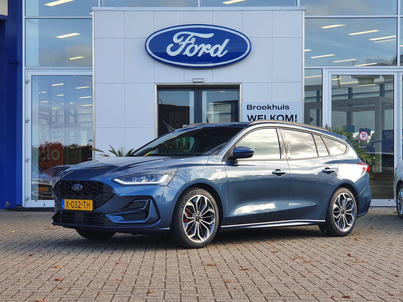 Ford Focus Wagon - 1.0 125 pk Hybrid ST Line X | 18" Lichtmetalen velgen | Winter Pack - AutoWereld.nl