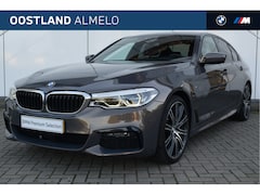 BMW 5-serie - 520i High Executive M Sport Automaat / Schuif-kanteldak / Adaptieve LED / Head-Up / Comfor