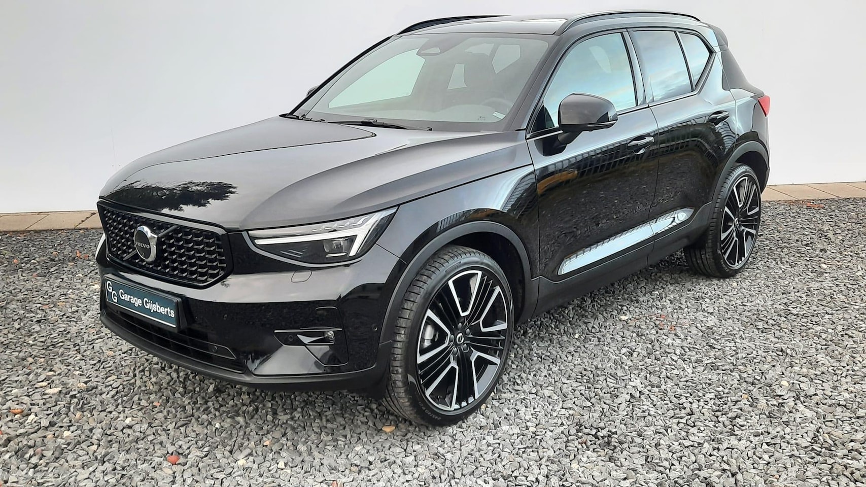 Volvo XC40 - 2.0 B3 Ultimate Dark Ultra uitvoering - 21 Inch lichtmetaal - Ligthing pack -360 Camera - AutoWereld.nl