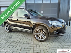 Volkswagen Tiguan - 1.4 Sport&Style SCHUIFKANTELDAK NAVI 19"