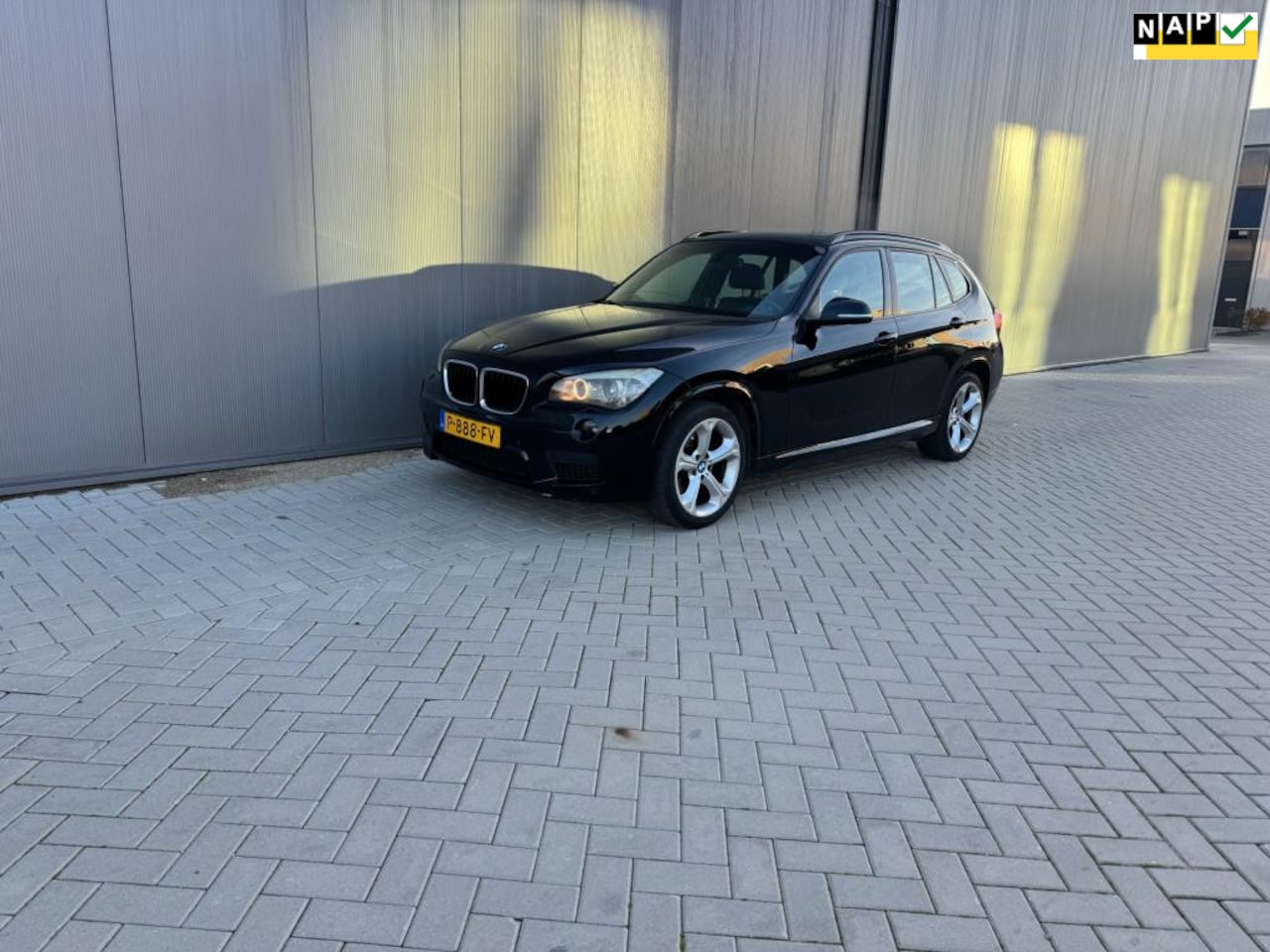 BMW X1 - XDrive28i Business+ - AutoWereld.nl