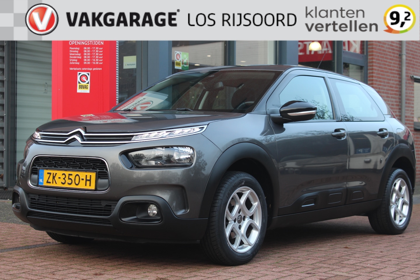 Citroën C4 Cactus - 1.2 PureTech *Business* | Trekhaak | Carplay | Navigatie | Cruise & Climate Control | - AutoWereld.nl