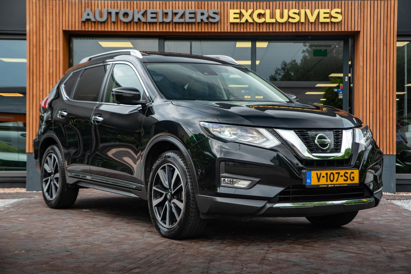 Nissan X-Trail - 1.6 DIG-T Tekna Grijs Kenteken Panodak Bose 360 Camera Leer Keyless - AutoWereld.nl