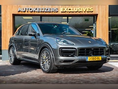 Porsche Cayenne - 3.0 E-Hybrid Keramisch Panoramadak Softclose Sportchrono Trekhaak Elec. 21" LMV