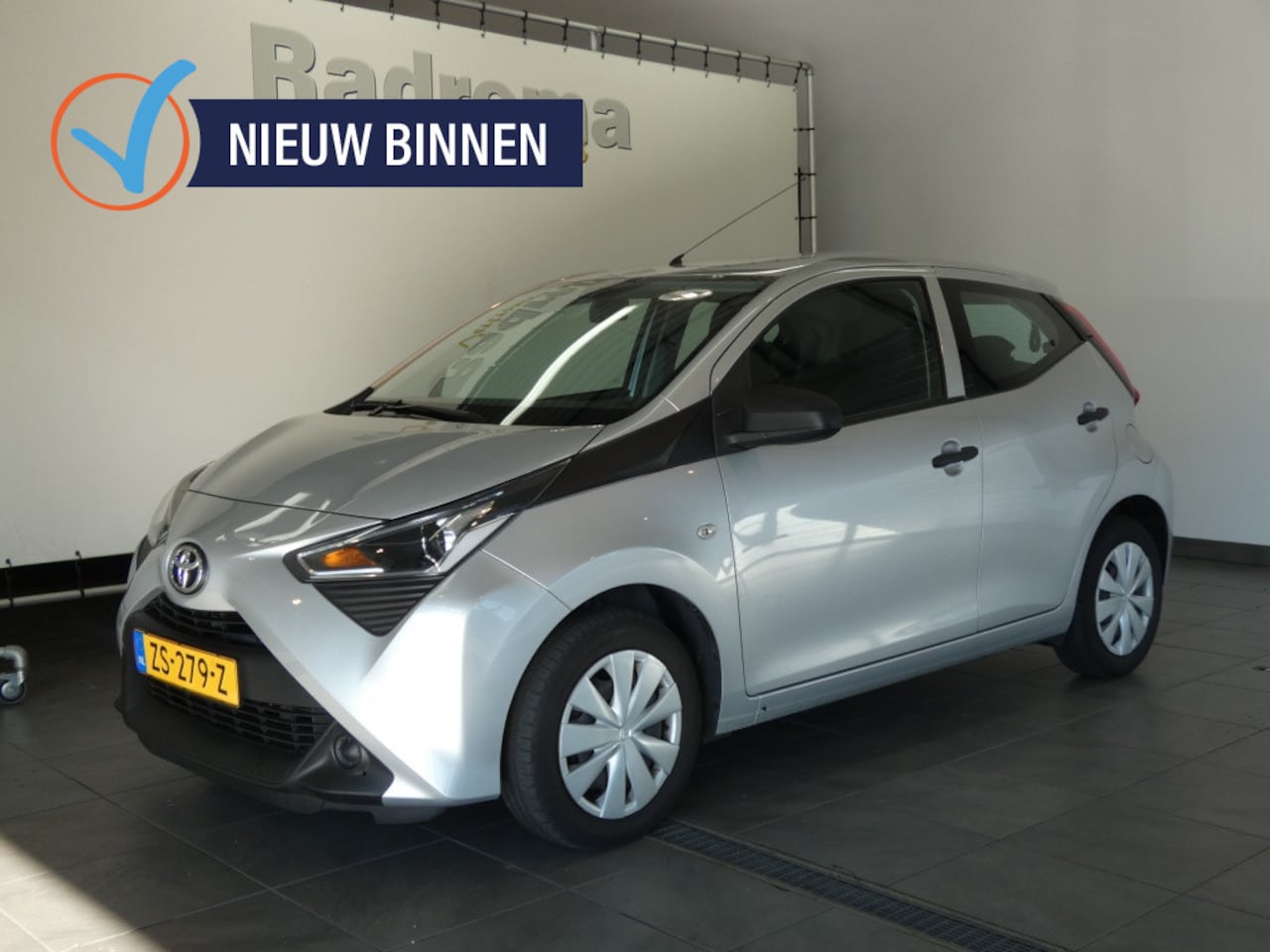 Toyota Aygo - 1.0 VVT-i x-fun 1.0 VVT-i x-fun - AutoWereld.nl