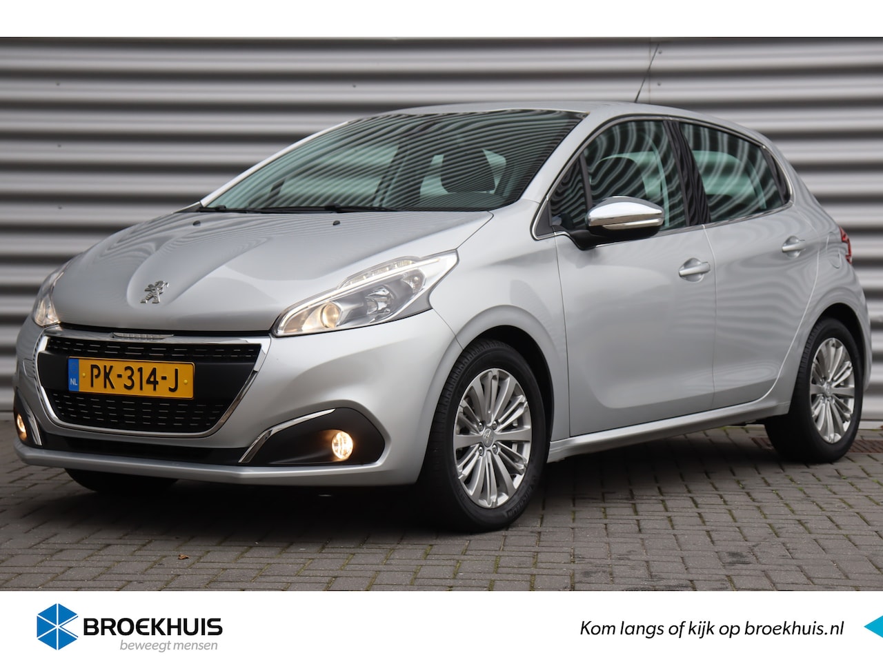 Peugeot 208 - 1.2 PURETECH 110PK ALLURE AUTOMAAT / NAVI / CLIMA / LED / PDC / 16" LMV / UNIEK / BLUETOOT - AutoWereld.nl