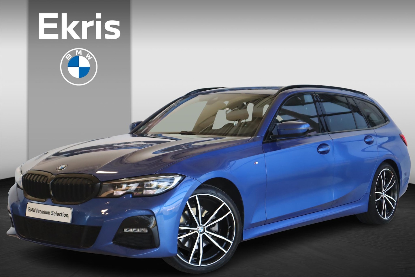 BMW 3-serie Touring - 320d xDrive M Sportpakket | Comfort Access | Head-Up Display | Driving Assistant - AutoWereld.nl