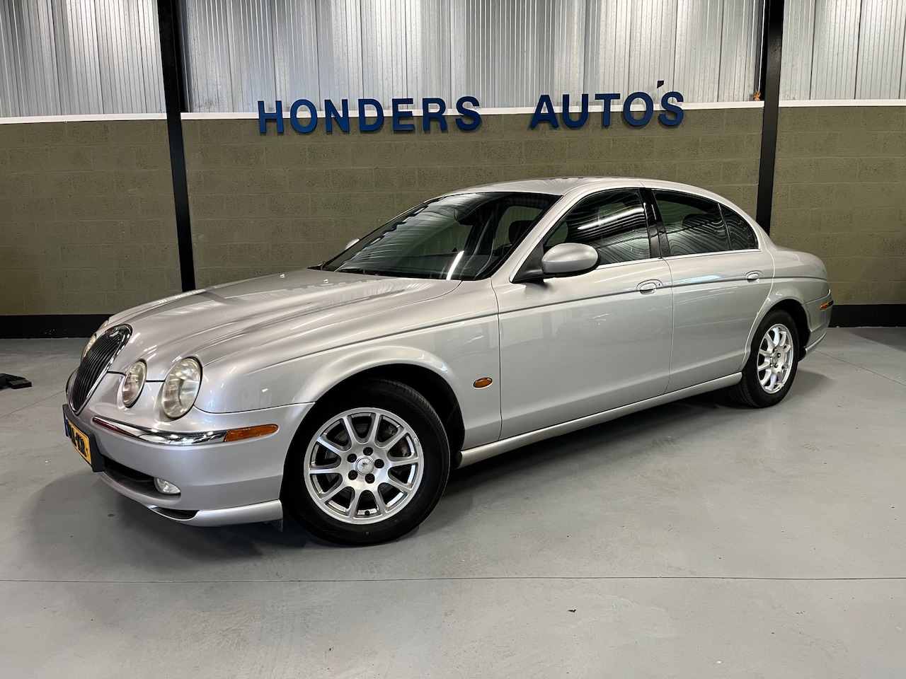 Jaguar S-type - 2.5 V6 I YOUNGTIMER I NL AUTO I AUT I CRUISE I 200 PK I NETTE AUTO I - AutoWereld.nl