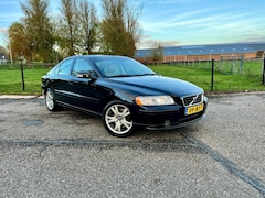 Volvo S60 - 2.4 Drivers Edition / 140pk / Trekhaak / Navigatie / Stoelverwarming /