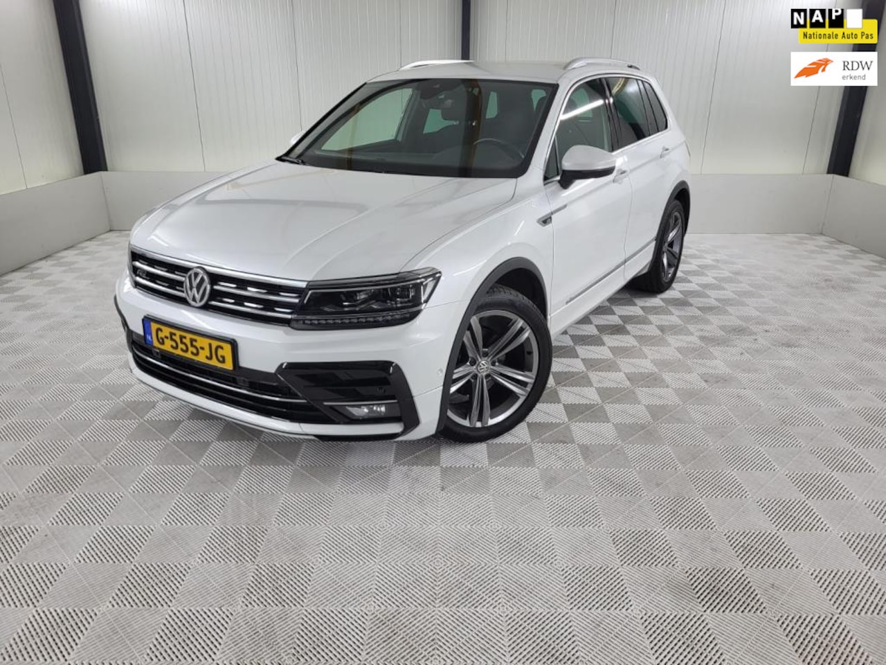 Volkswagen Tiguan - 1.5 TSI ACT Highline Business R 1.5 TSI ACT Highline Business R, Trekhaak - AutoWereld.nl