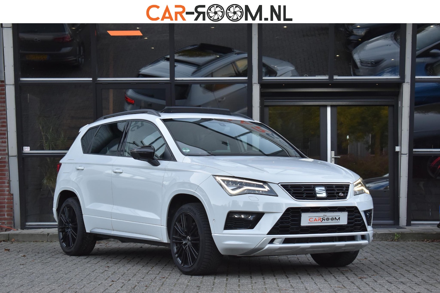 Seat Ateca - 2.0 EcoTSI FR 4DRIVE Business Intense Pano Seat Sound Afn.Trekhaak - AutoWereld.nl