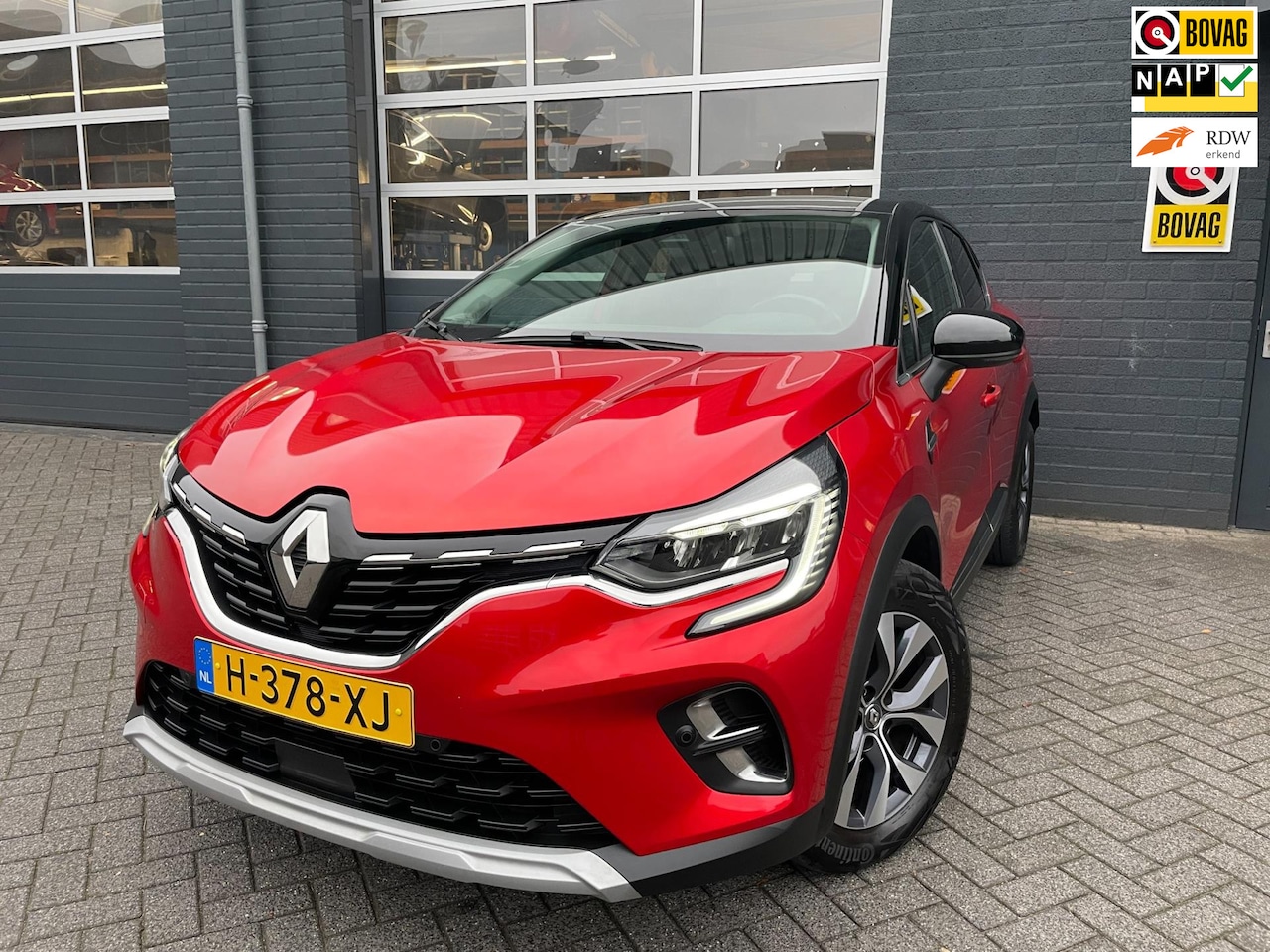 Renault Captur - 1.0 TCe 100 Intens Navi, Climate, Virtual, Sfeerverlichting - AutoWereld.nl