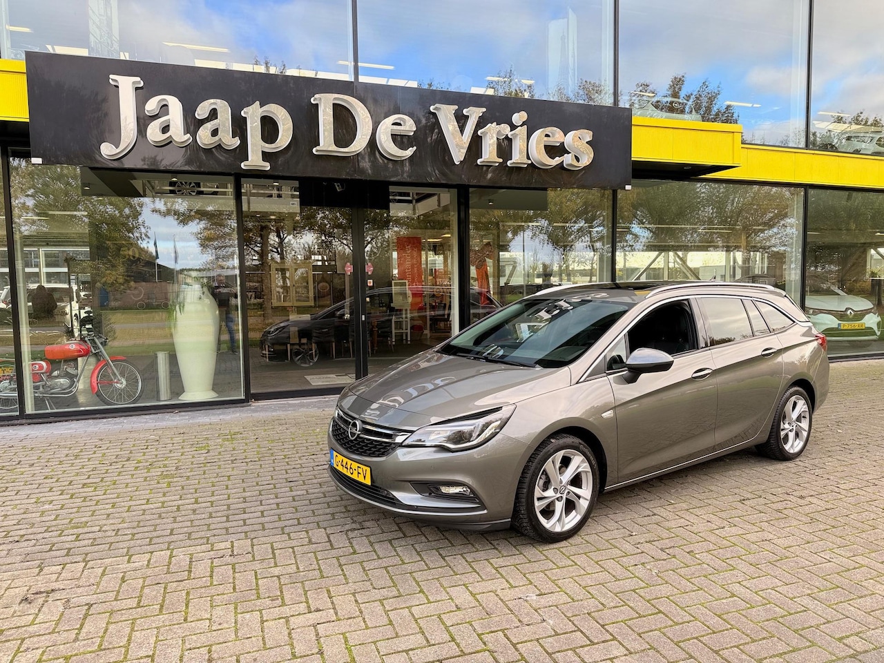 Opel Astra Sports Tourer - 1.0 Turbo Business Executive - AutoWereld.nl