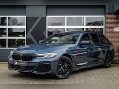 BMW 5-serie Touring - 530e xDrive M Sport | Panorama | Head-up | 360 | H/K | 19 Inch | Leder | ACC | Trekhaak |