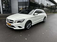 Mercedes-Benz CLA-klasse Shooting Brake - 200 Urban // Panoramadak // Standverwarming // Navi // Bi-Xenon // Elek. Achterklep