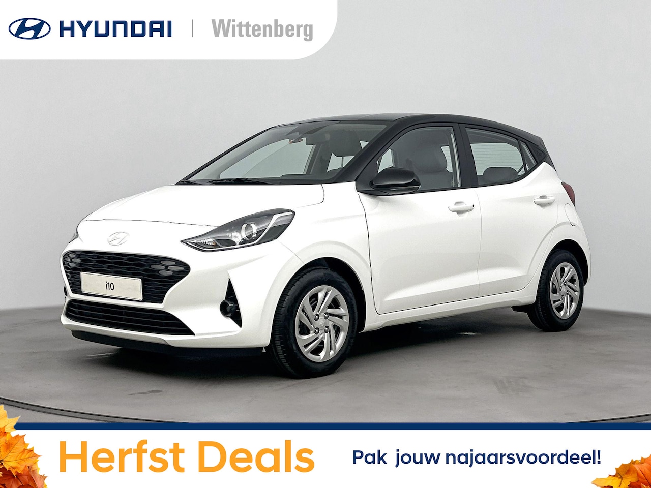 Hyundai i10 - 1.0 Premium | Incl. €1000,- Smart Bonus! | Two tone | Navigatie | Camera | Climate control - AutoWereld.nl