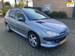 Peugeot 206 SW - 1.6-16V XS met Trekhaak APK 1 Nov 2025 ZEER MOOI