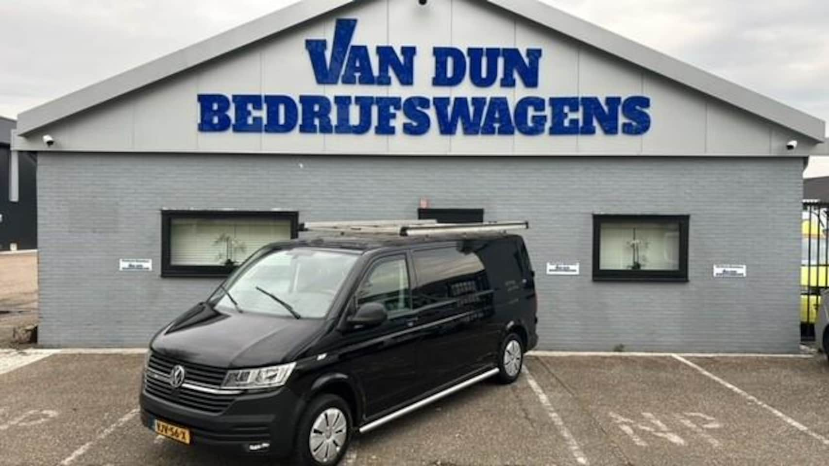 Volkswagen Transporter - 2.0 TDI L2H1 2.0 TDI L2H1 140 pk - AutoWereld.nl