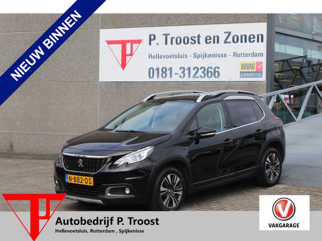 Peugeot 2008 - 1.2 PureTech Automaat Panoramadak/Trekhaak/Cruise control/Climate control/Navigatie/half l - AutoWereld.nl