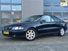 Volvo S60 - 2.4 Edition | CRUISECR | Airco | PDC | 1e eign. | APK