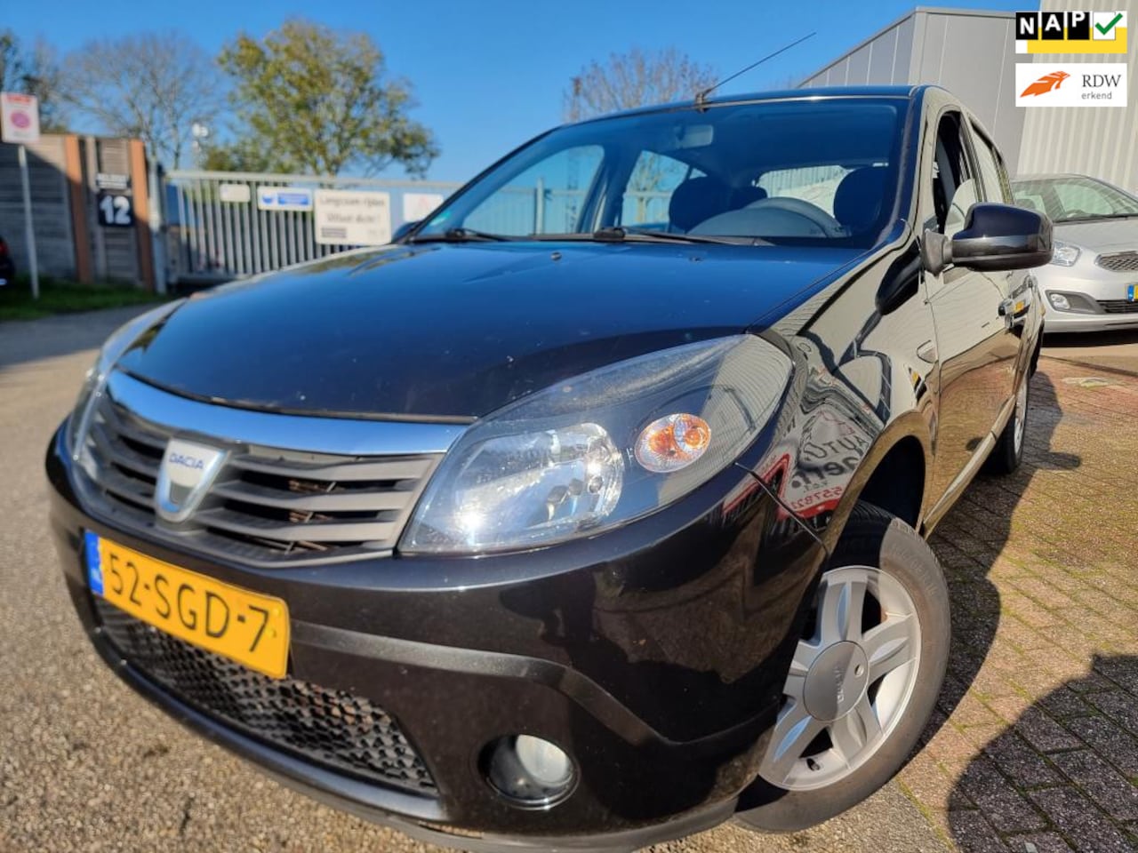 Dacia Sandero - 1.2 Blackline 1.2 Blackline - AutoWereld.nl