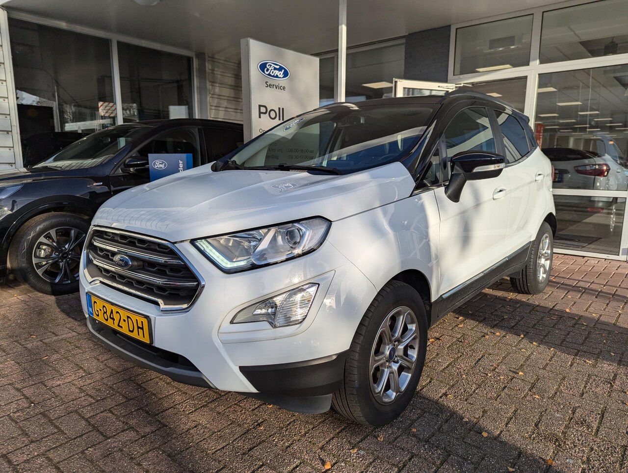 Ford EcoSport - 125pk EcoBoost Titanium Navi Camera DAB+ Half Leer Privacy Glass 31.000km !! - AutoWereld.nl