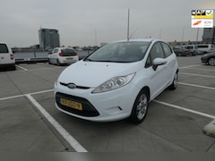 Ford Fiesta - 1.4 Trend Apk/Airco/Cd/Pdc/Velgen/Nap/Usb/5Drs