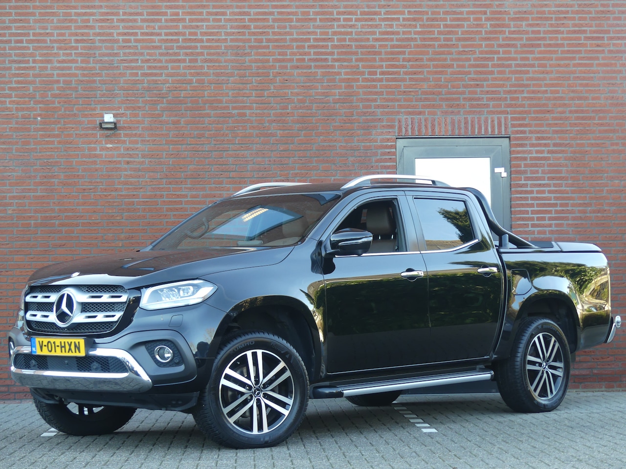 Mercedes-Benz X-klasse - 350 d 4-MATIC Power Trekhaak/Camera/Leer/Xenon - AutoWereld.nl