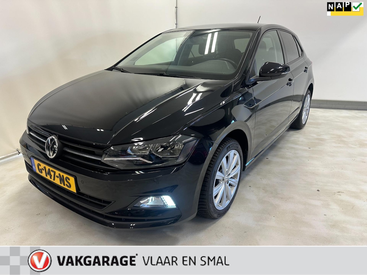 Volkswagen Polo - 1.0 TSI Comfortline Automaat 44.000 KM Navigatie-Carplay-Camera-Parkeersensoren - AutoWereld.nl