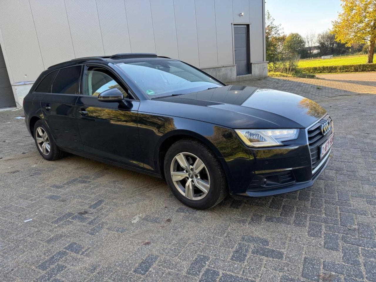 Audi A4 Avant - 2.0 TDI Ultra ACC PDC Panorama - AutoWereld.nl