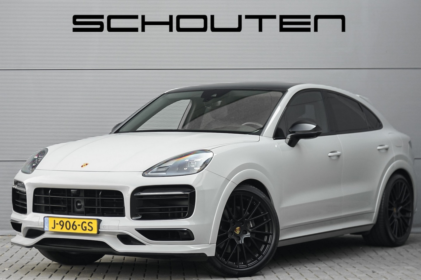 Porsche Cayenne Coupé - 3.0 E-Hybrid Sport Design ACC Pano Bose NL Auto - AutoWereld.nl