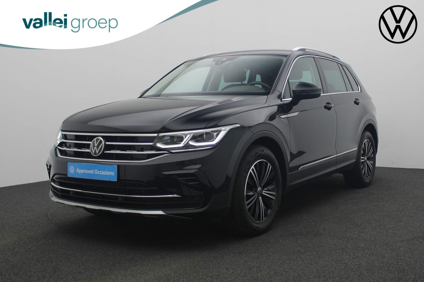 Volkswagen Tiguan - 1.5 TSI 150PK DSG Elegance | Navi | 18 inch | ACC | LED plus | Stoelverwarming | Apple Car - AutoWereld.nl