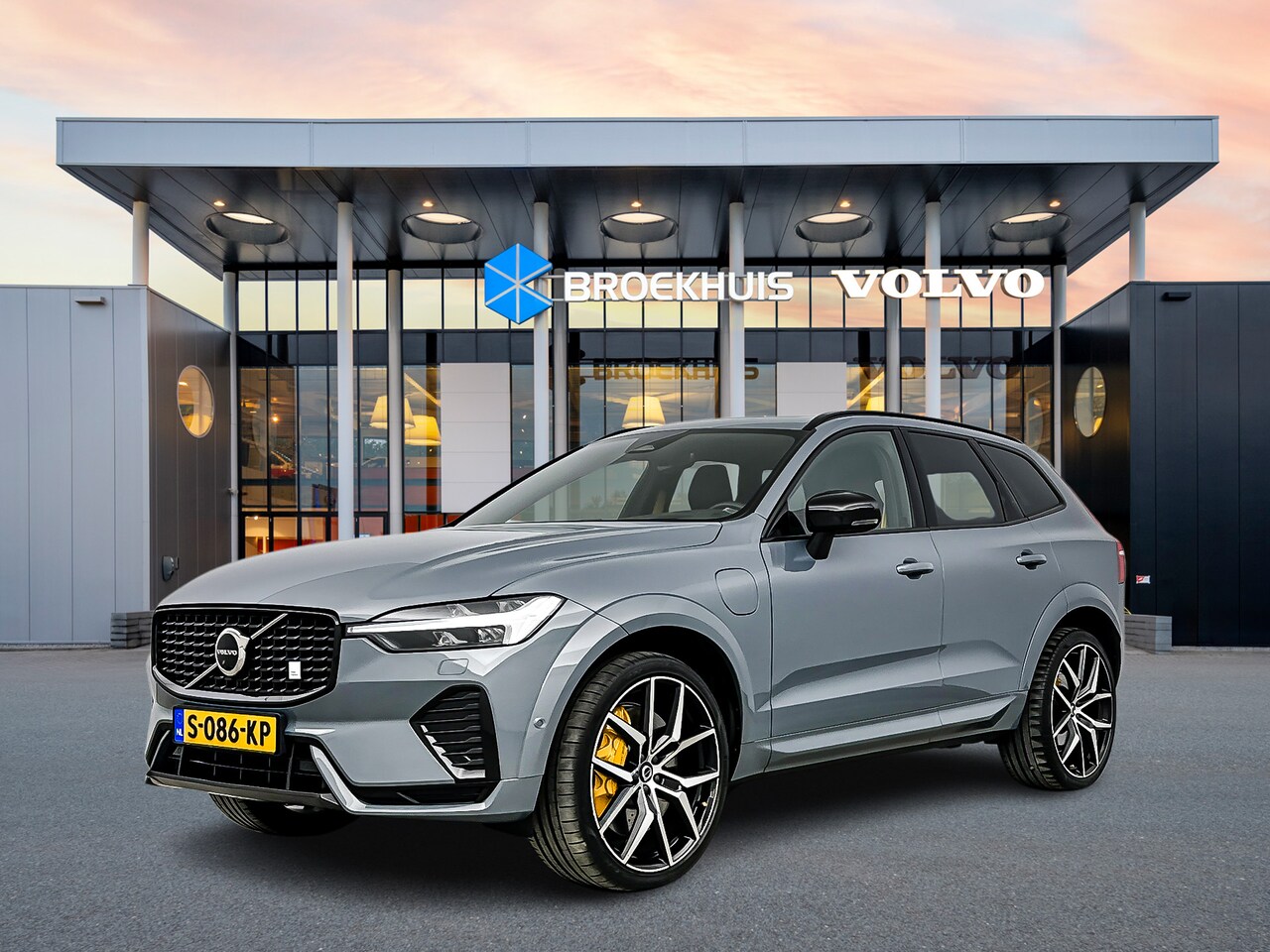 Volvo XC60 - T8 AWD Polestar Engineered | 22'' | Google | Bowers & Wilkins | 360-camera | Alarm | Adapt - AutoWereld.nl