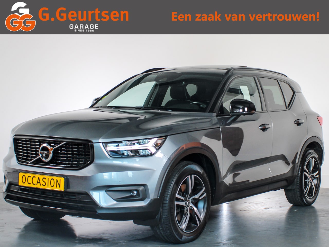 Volvo XC40 - 2.0 T5 AWD R-Design 2.0 T5 AWD R-Design, Panoramadak, ACC, Navigatie, H&K, 360 graden camera, Memory - AutoWereld.nl