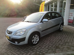 Kia Rio - 1.4 Fifteen