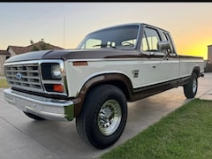 Ford F250 - XLT SUPER CAB 6.9 DIESEL