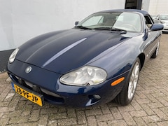 Jaguar XK8 - 4.0 V8 Convertible