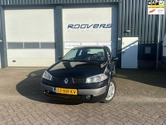 Renault Mégane - 1.6-16V Privilège Luxe