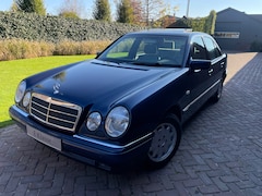 Mercedes-Benz E-klasse - 240 Elegance W210 52.000KM