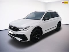 Volkswagen Tiguan - 1.4 TSI eHybrid 245PK R-Line pano trekh fabr.garantie